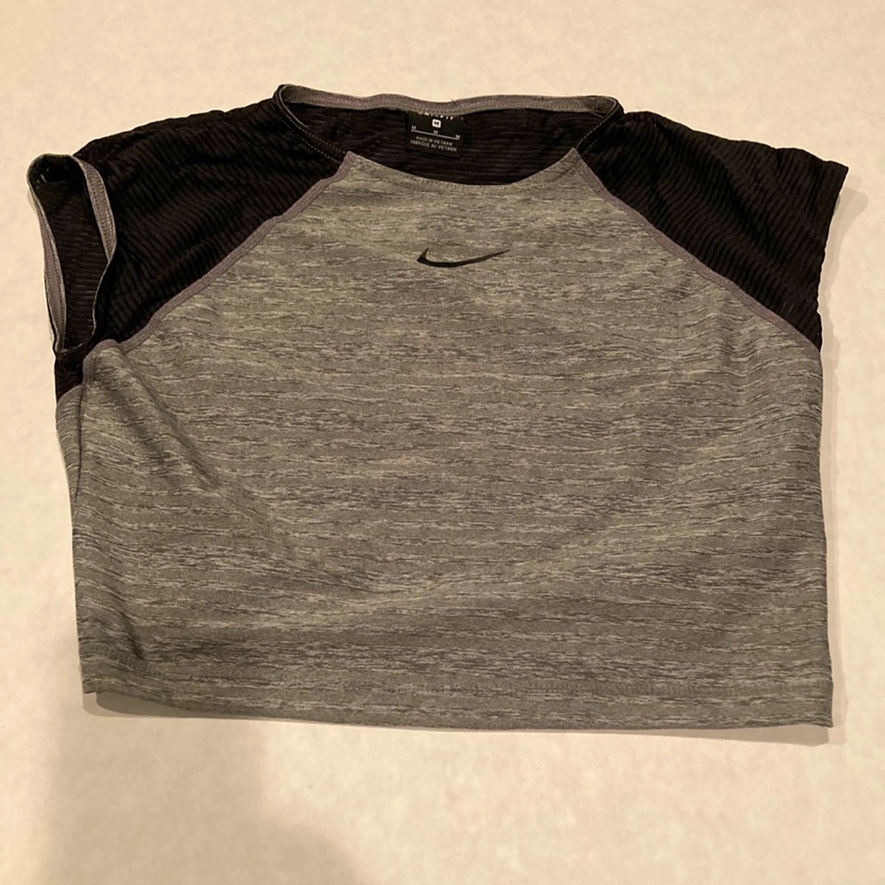Nike womens charcoal grey and black sports crop top
